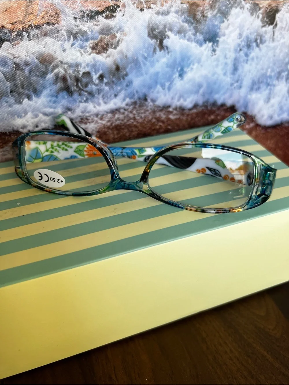 Blue Floral-Pattern Women’s Reading Glasses +2.50